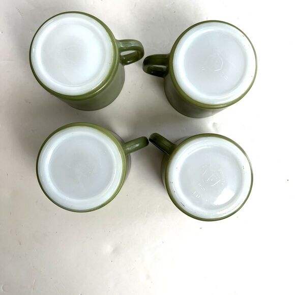 FEDERAL MILK GLASS CUPS MUGS D-HANDLE MID CENTURY GREEN HEAT PROOF SET X4 - Picture 5 of 11
